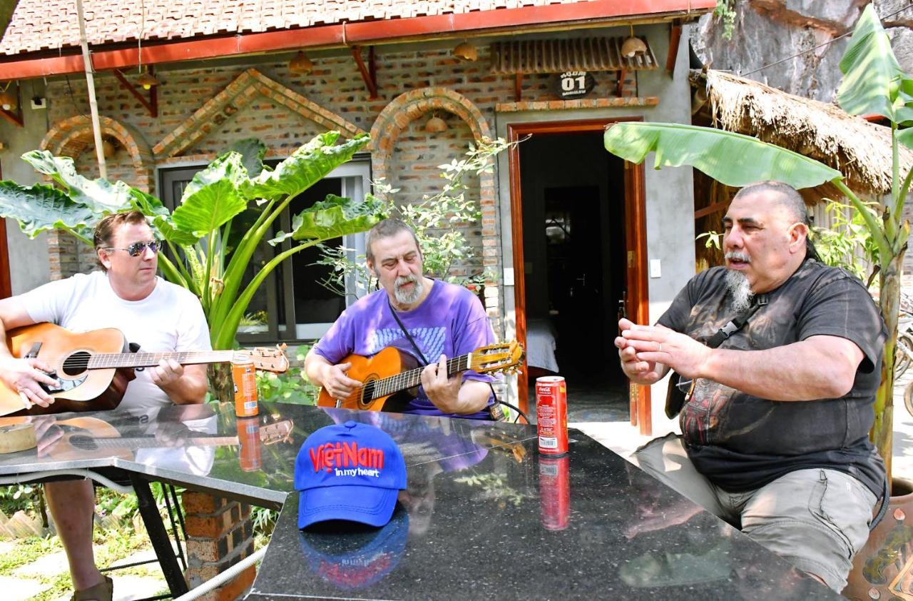 Tam Coc Lakeside Homestay Ninh Bình Exteriör bild